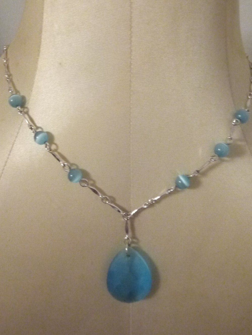 Avon Blue Teardrop Pendant Necklace with Aqua Beads - Women Jewelry